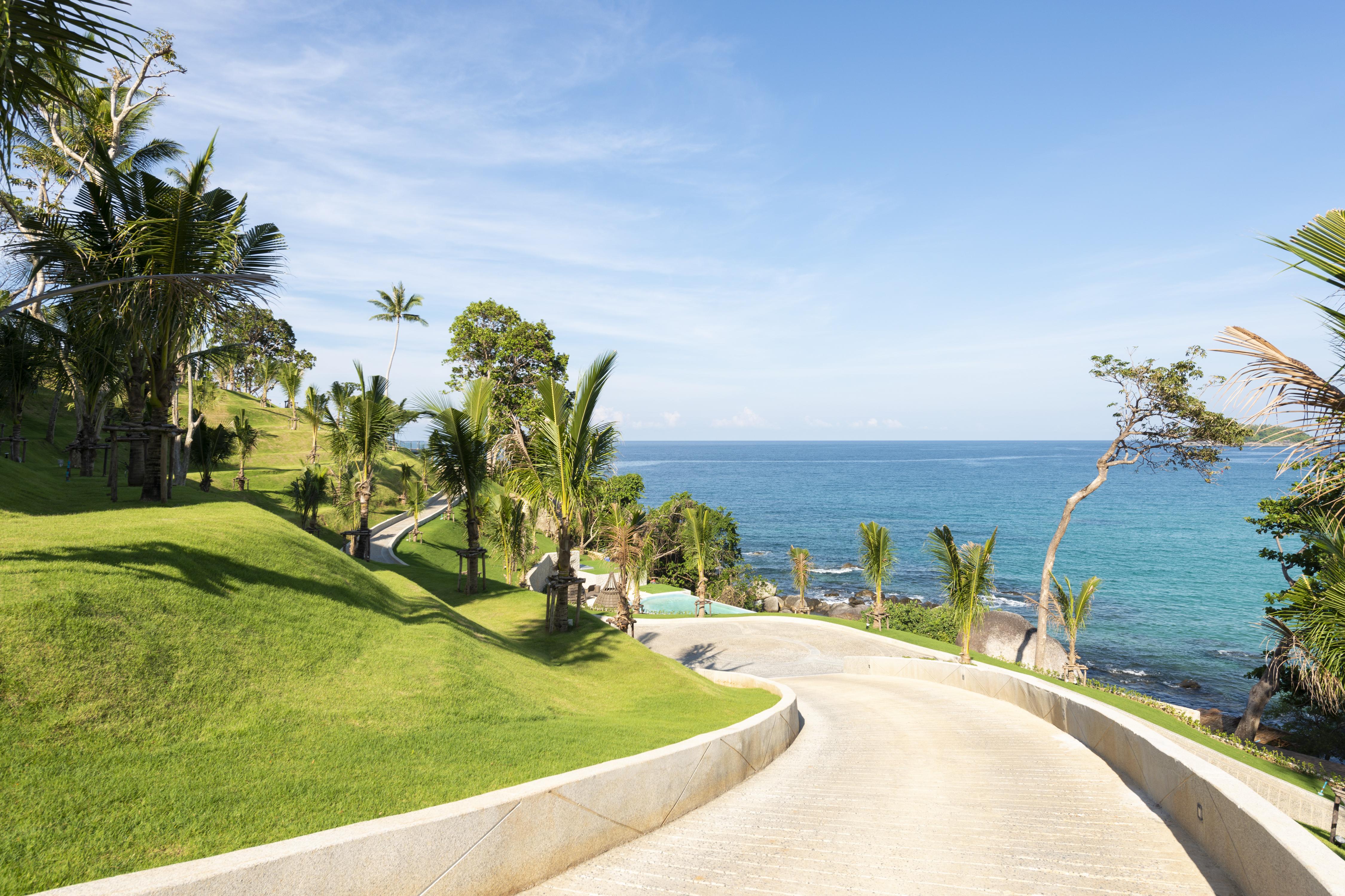 The Shore At Katathani - Adult Only - Sha Extra Plus Экстерьер фото View of the beach at the resort