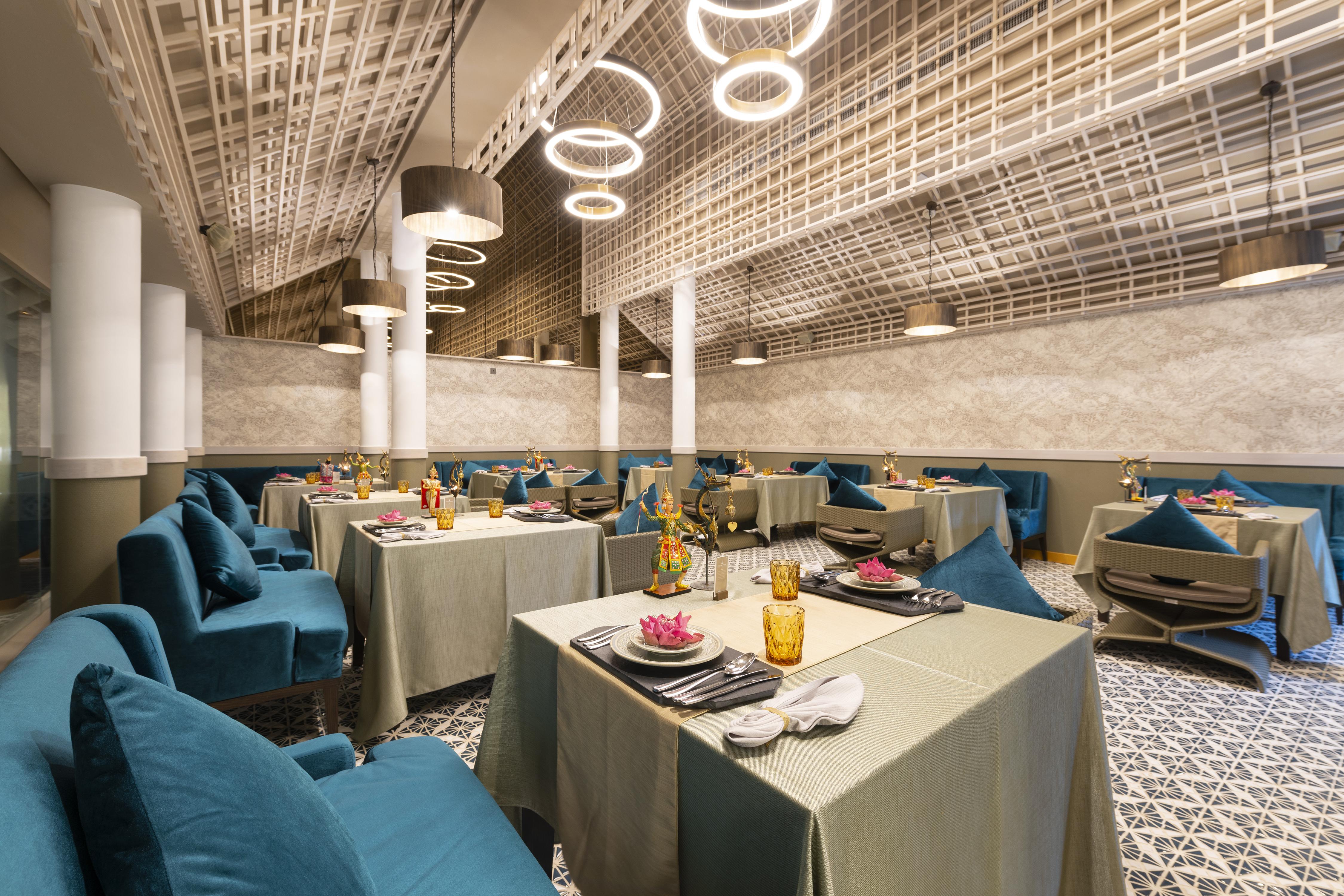 The Shore At Katathani - Adult Only - Sha Extra Plus Экстерьер фото The interior of the restaurant
